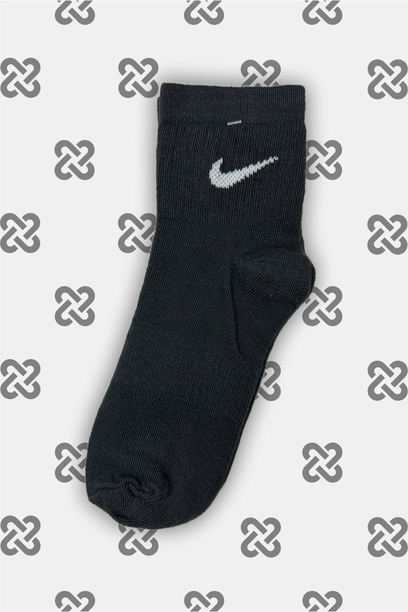 NIKE SOLID  BLACK NBC