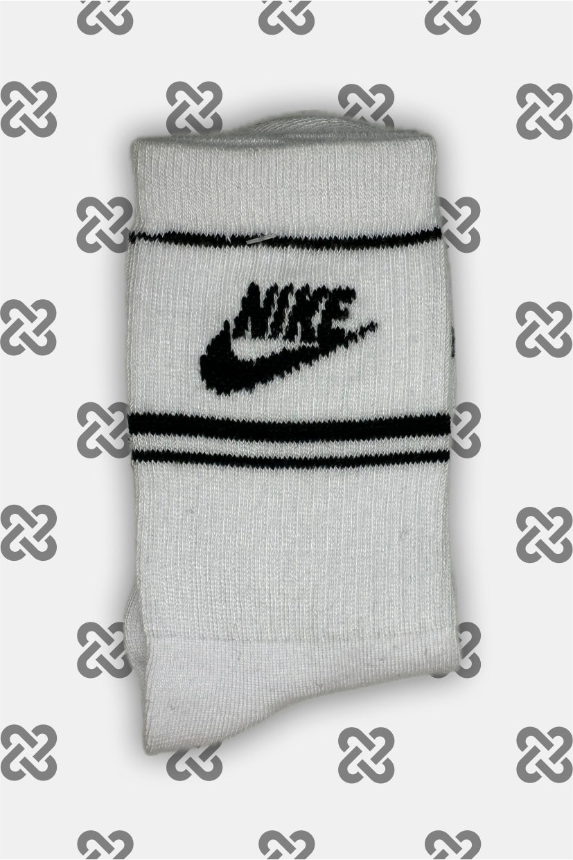NIKE THREE LINE BLANCO