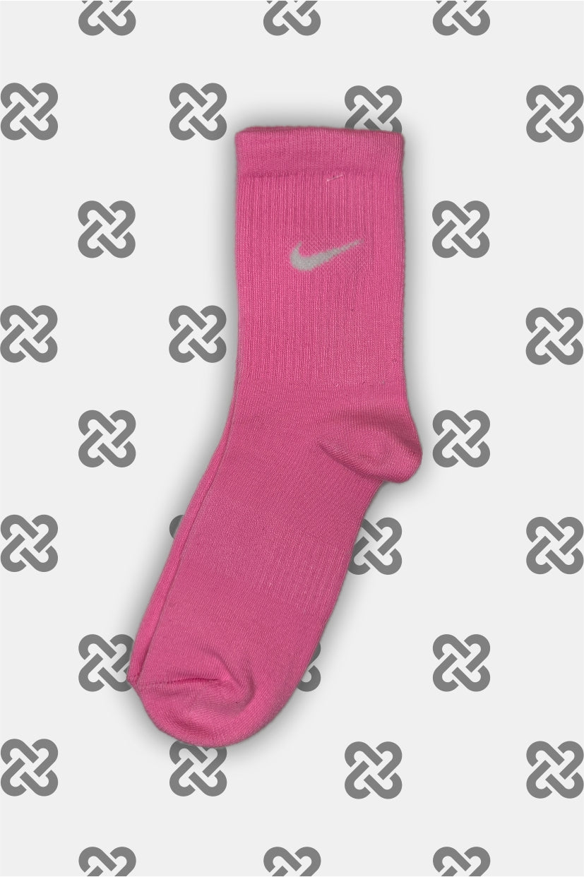 NIKE SOLID PINK NBL