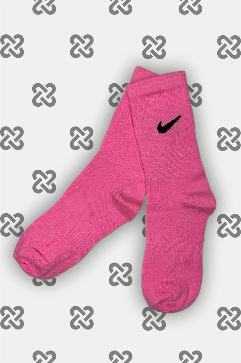 NIKE SOLID PINK NNL