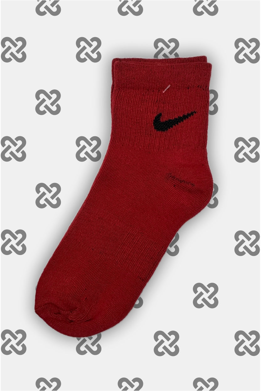 NIKE SOLID RED NNC
