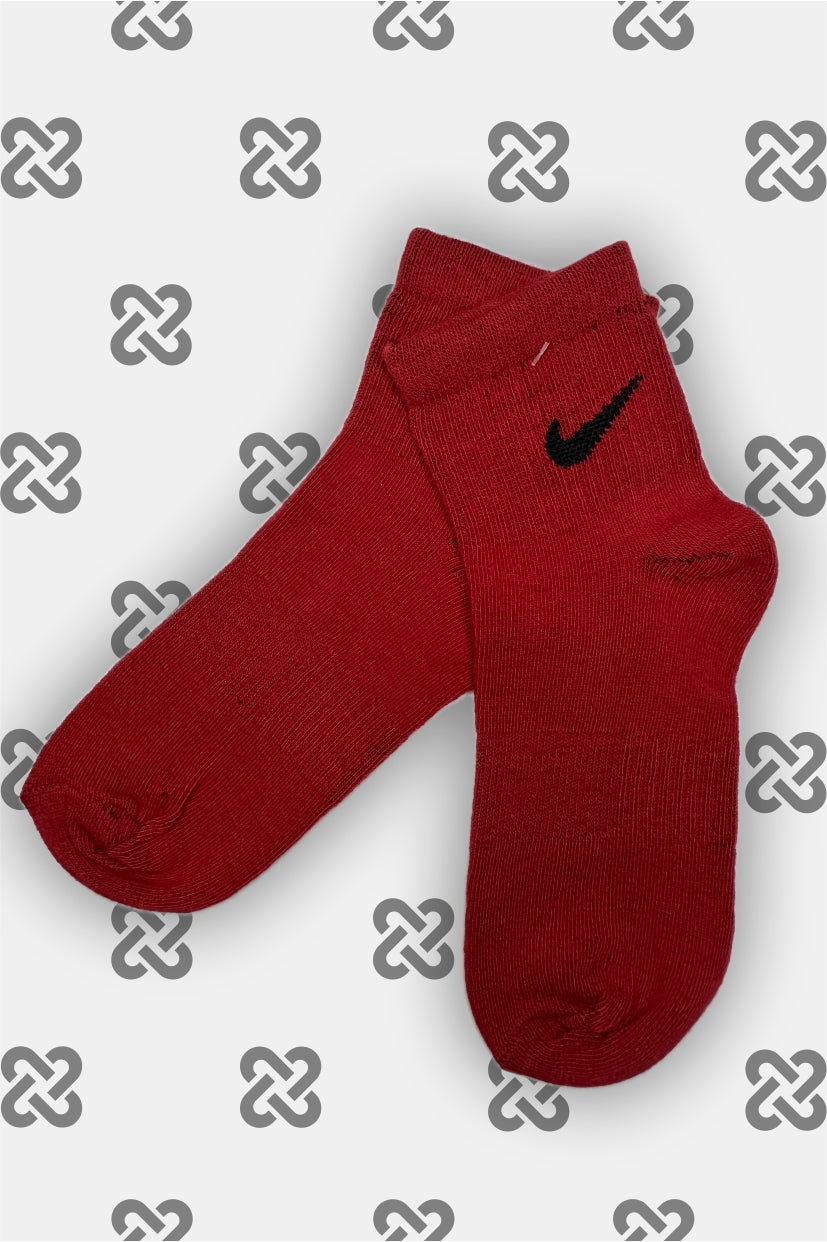 NIKE SOLID RED NNC