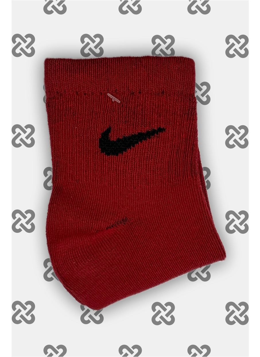 NIKE SOLID RED NNC