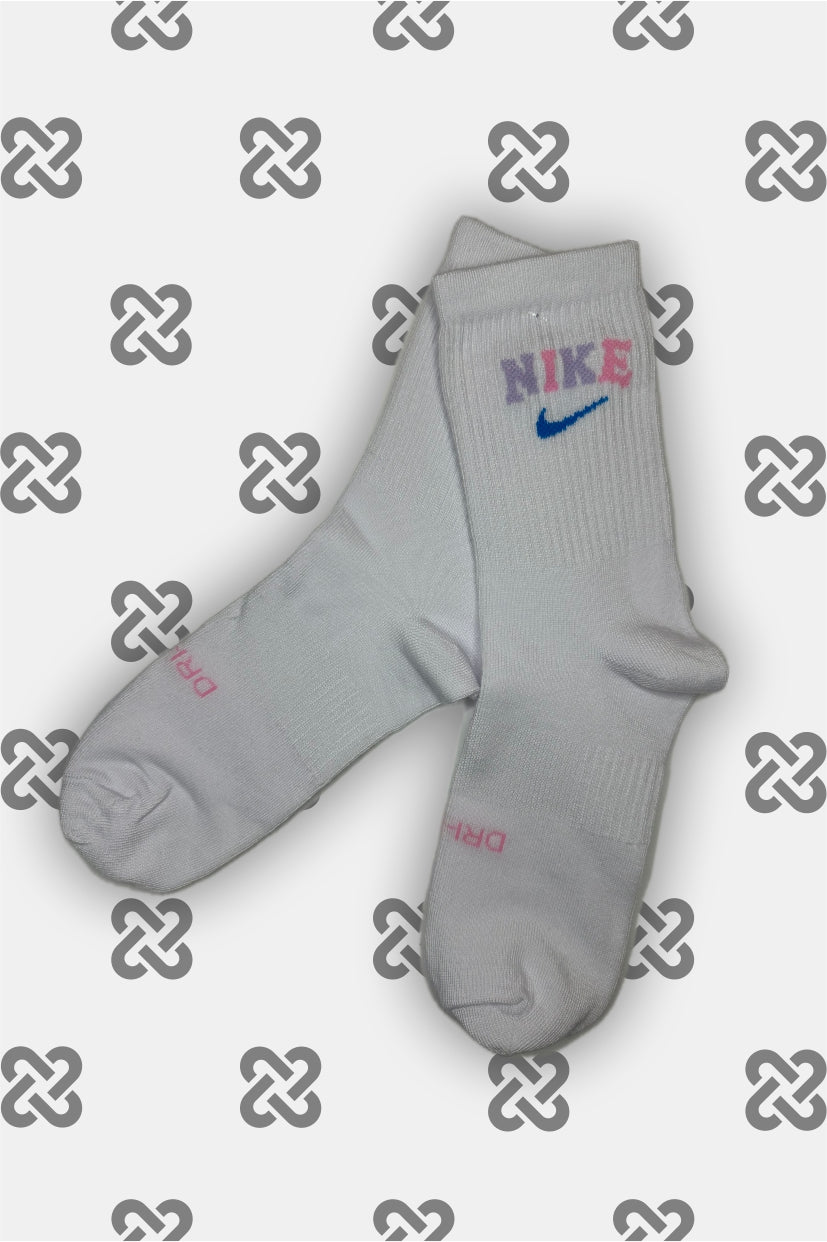 NIKE CAKE SIMPLE